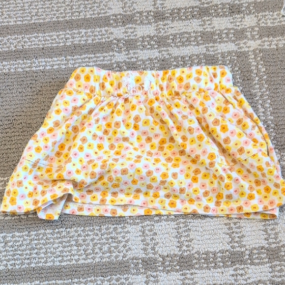 Bundle Of 12 Girls Shorts, Skirts, And Overalls - Picture 9 of 13